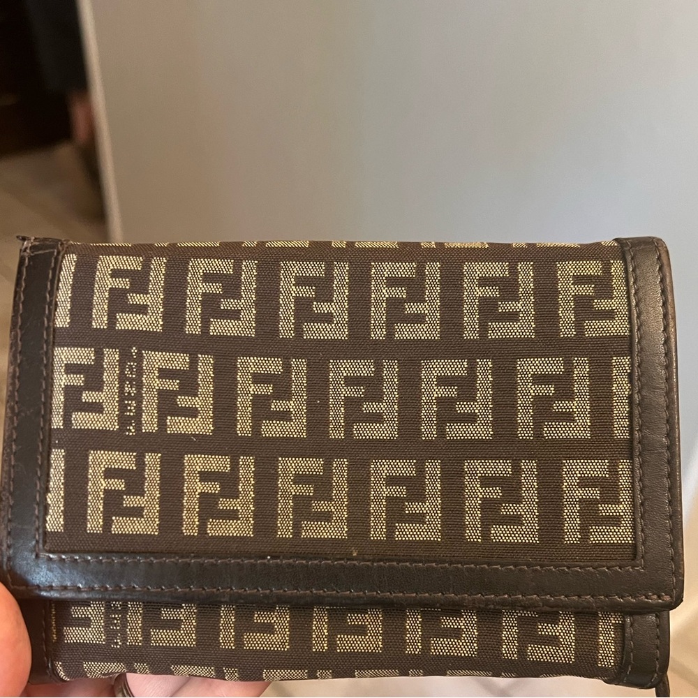 Pre-Loved Authentic Fendi wallet